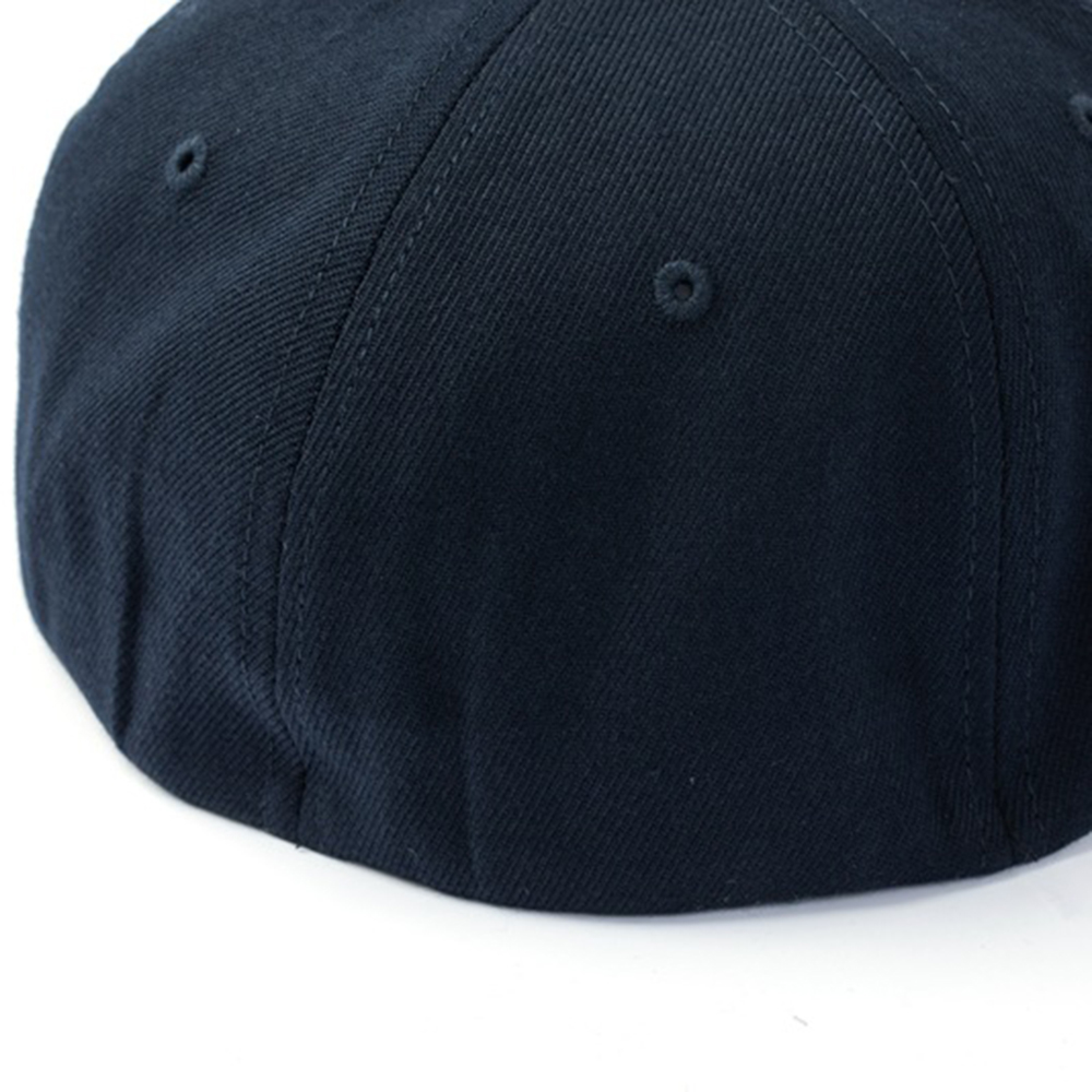 Czapka z daszkiem typu trucker – Baseball Cap Structured recenzja i cena