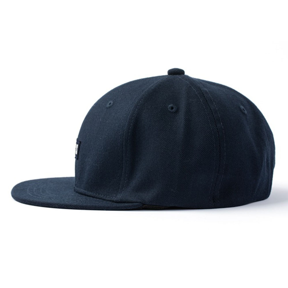 Czapka z daszkiem typu trucker – Baseball Cap Structured recenzja i cena